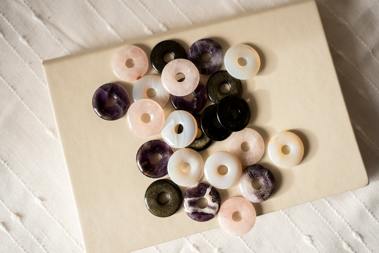 Donut aus Heilsteinen